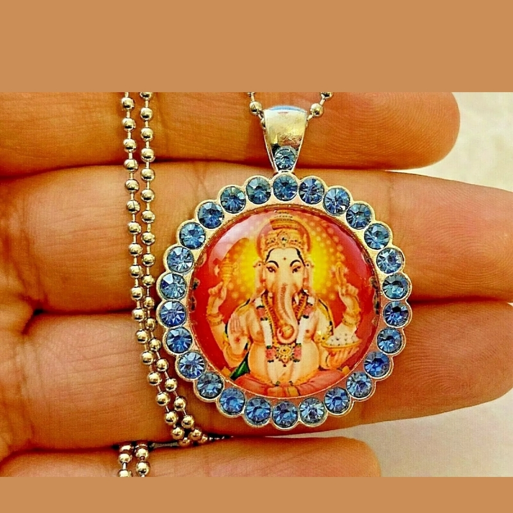 Ganesh Hindu Lord Lucky Pendant